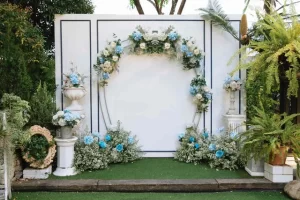 Everything You Need to Know About Wedding Photo Booths